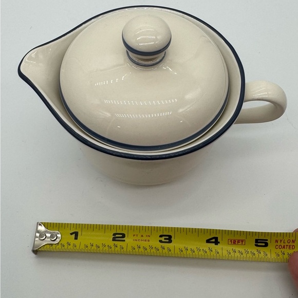 Vintage Lenox pinstripe creamer with lid - Picture 9 of 10